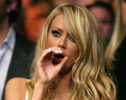 Jenna Jameson: Její hodnota: 592 miliónů korun. Královna porna, jak se jí říká. Jedna z mála rychle zareagovala na přechod porna na internet. Založila společnost ClubJenna, kterou pak koupil Playboy.