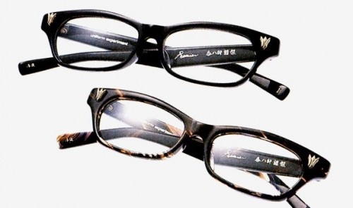 Ve Španělsku musíte mít při řízení vozidla k dispozici vždy náhradní pár brýlí, pokud v nich řídíte.