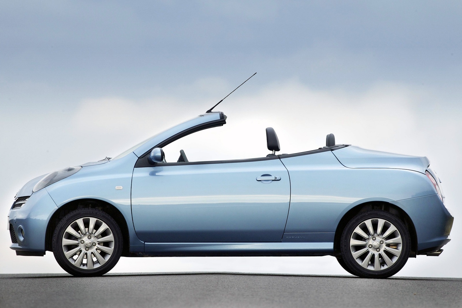 10. místo: Nissan Micra C+C