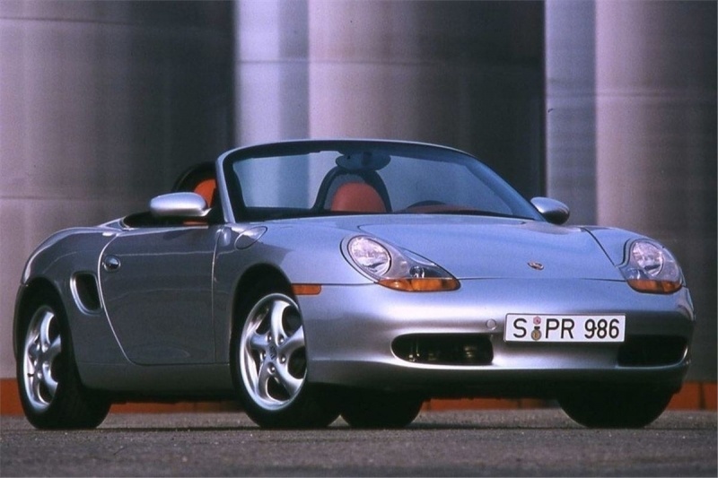 Porsche Boxster 986 (cca 130 000 Kč)