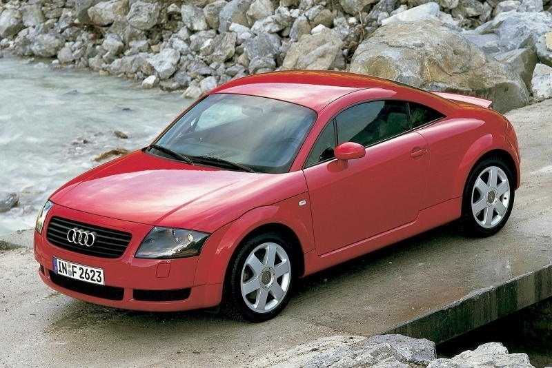 Audi TT 1. generace (cca 70 000 Kč)