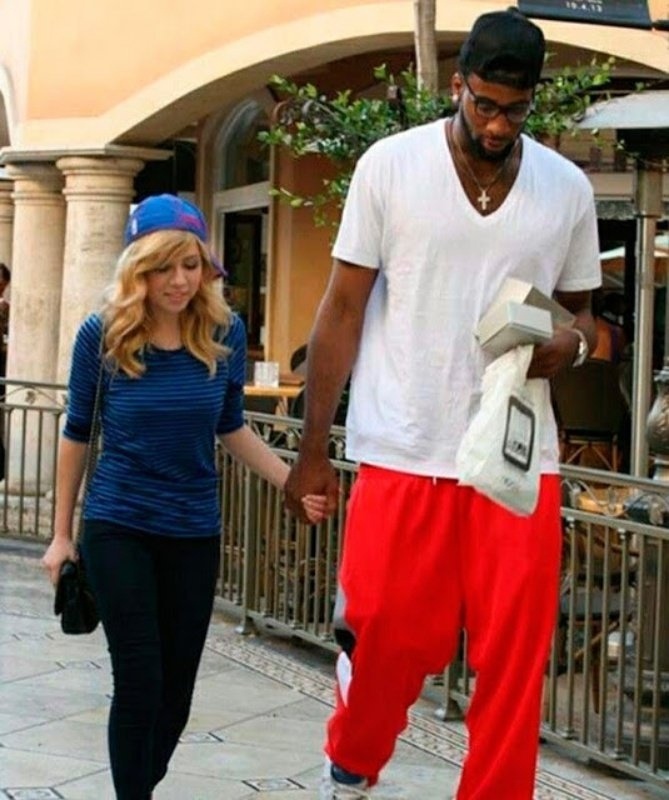 I basketbalisté mají právo na lásku.