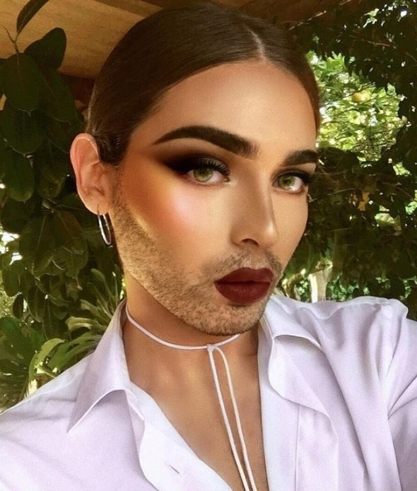 Na Instagramu jej můžete najít pod přezdívkou „rafapupujol“.