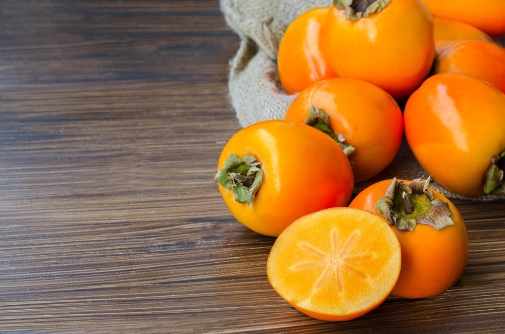 Kaki ovoce – u nás v ČR ještě není tolik rozšířené a je to velká škoda! Obsahuje totiž vitamín A, antioxidanty a dokonce obsahuje protirakovinné látky.