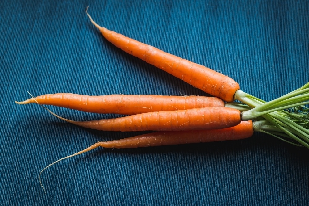 Když budeš jíst mrkev, budeš líp vidět – mrkev obsahuje beta-karoten, který sice nevyléčí naše dioptrie ani slepotu, ale dokáže snížit oční degenerace, které se dostavují v pozdějším věku.