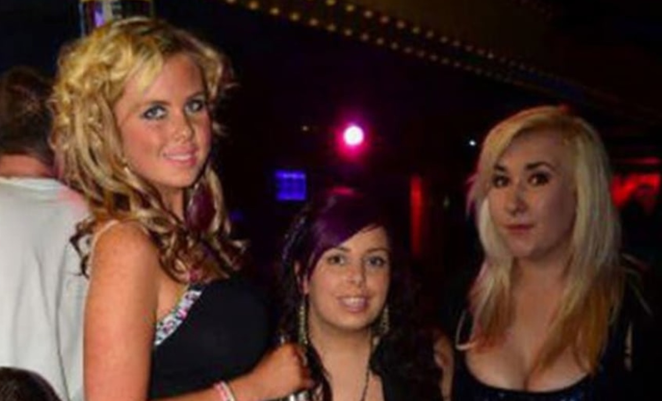 Ať žije tuna make-upu.