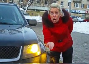 A pak, že žena za volantem není pohroma