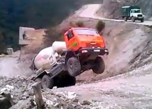 Co dělat s nákladním autem, které nechce na všechny čtyři:)?