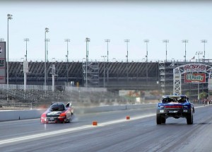 Rozdíl mezi 850 koňmi a 10 000 koňmi. Tenhle brutální závod vám odfoukne ofinu!