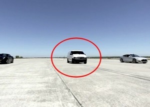 Nejrychlejší dodávka na planetě. Porazí Teslu model S i Ferrari!