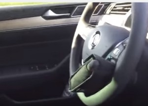 Autopilot v Passatu B8. Řídit už nikdy nemusíte!