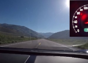 Jak vypadá rychlost 370km/h z pohledu řidiče? Tohle vás zarazí do sedačky!