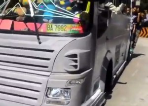 A DĚKOVAL PÁNU BOHZU, ŽE JÍZDU PŘEŽIL