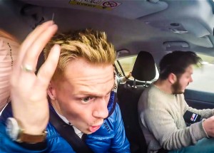 Slavný youtuber natočil vlastní strašlivou bouračku!