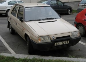 Dobová recenze Škody Favorit! To musíte vidět.