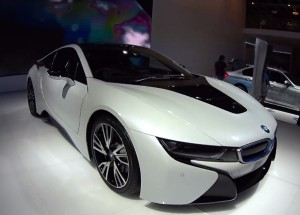 Představujeme nové BMW i8 2016, 2017 2,0litrovým elektrický motor