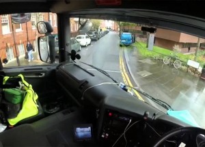 Zvládne řidič kamionu nástrahy Londýna?