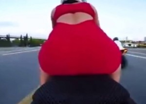 Má tanga nebo je naostro?