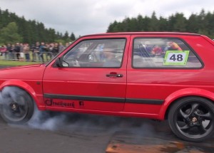 Tento nenápadný Golf úřadoval na sprintech. Nemohly ho porazit ani nejdražší supersporty!