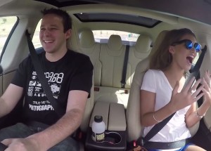 Je to absurdní, jak působí Tesla Model S na různé lidi.