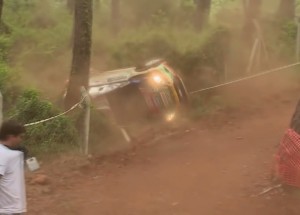 Brutální bouračky z RALLY 2016
