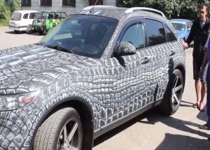 Chcete mít ze svého bílého vozu třeba zelený? Podívejte se jak na to!