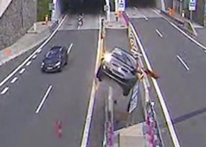 Šílené nehody ze slovenských tunelů. Tyto bouračky vypadají jako z akčních filmů!