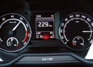 Toto je zrychlení Škody Octavie RS 230. Z nuly na sto za 6.7 sekundy!