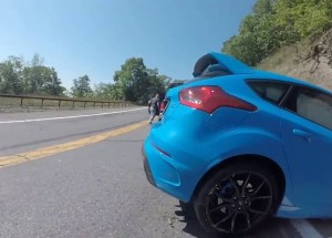 Řidič nového Focusu RS chtěl zkusit drift mód. Jediné, co okusil, byla bouračka!
