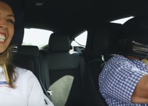 Půjčili prarodičům nový Ford Focus RS s Drift módem. Tohle video vás zaručeně dostane!