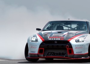 Tohle GT-R pokořilo světový rekord. Takovýto drift ještě nikdo na světě nedokázal!