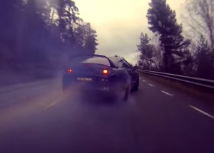 Takto se driftuje s 1000 koňovou Toyotou Suprou! Čtyři minuty videa, které si opravdu užijete!