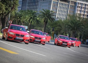 Pětice driftujících BMW! Tuhle jízdu předvedli přímo v ulicích.