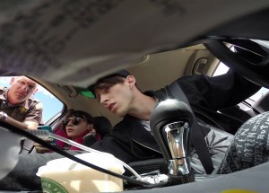 Důstojníci kontrolovali slavného rappera. Neuvěříte, kvůli čemu!