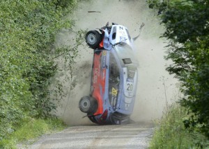 Nejdrsnější rallye nehody v roce 2016!