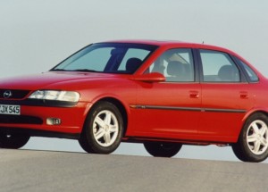 13 nejhorších aut historie podle starého Top Gearu. Najdete zde to svoje?