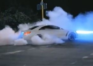 Noční drift závod v Moskvě