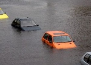 Jak poznat zatopené auto ještě před tím, než jej zakoupíte.