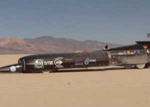 20 let od pokoření hranice rychlosti zvuku vozidlem