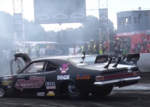 Auto s výkonem až neuvěřitelných 8000 koní při burnoutu!