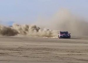 Co dokáže youtuber udělat pro nové video? Téměř obětovat své Lamborghini