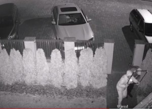 Jak ukrást luxusní BMW za tři milióny? Je to ještě jednodušší než si myslíte!