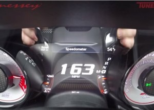 Ukázka akcelerace nejlépe zrychlujícího auta na světě