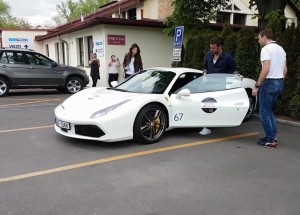 Leoš Mareš nemohl kvůli ho*nu odjet se svým Ferrari 488 Spider