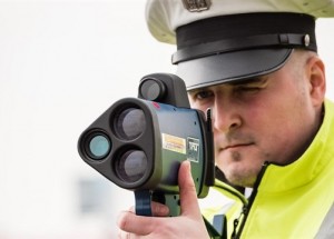 Mladík dostal mastnou pokutu za to, že označil policisty za šmouly