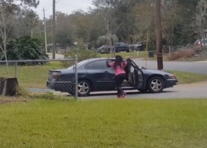 Rozchod skončil rozmláceným autem