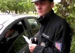 Policie versus právník. Kdo z nich lépe argumentuje?