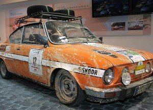 10 aut, které by stálo za to mít v garáži