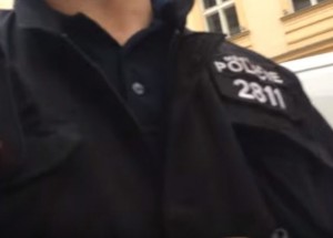 Pokus o uplácení policisty v dost dětském stylu