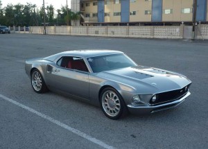 Upravený Mustang s motorem uprostřed má 850 koní! Vyroben byl jenom jeden a najdete ho i ve videohře